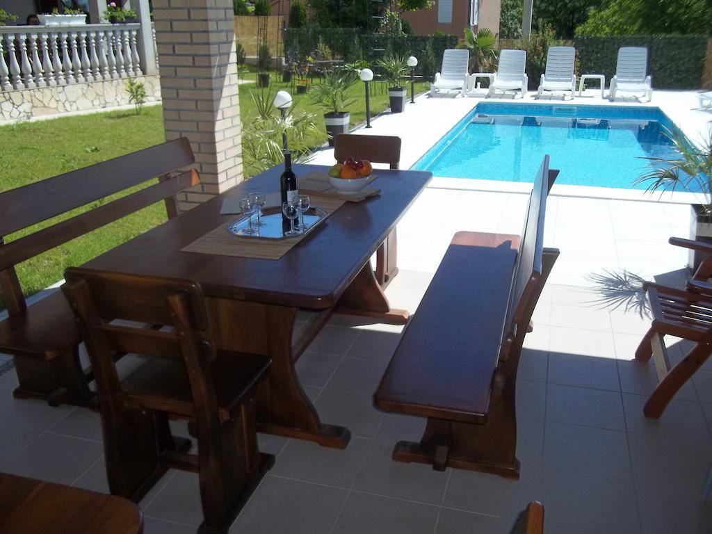 Apartments Ljubas Opatija Bilik gambar